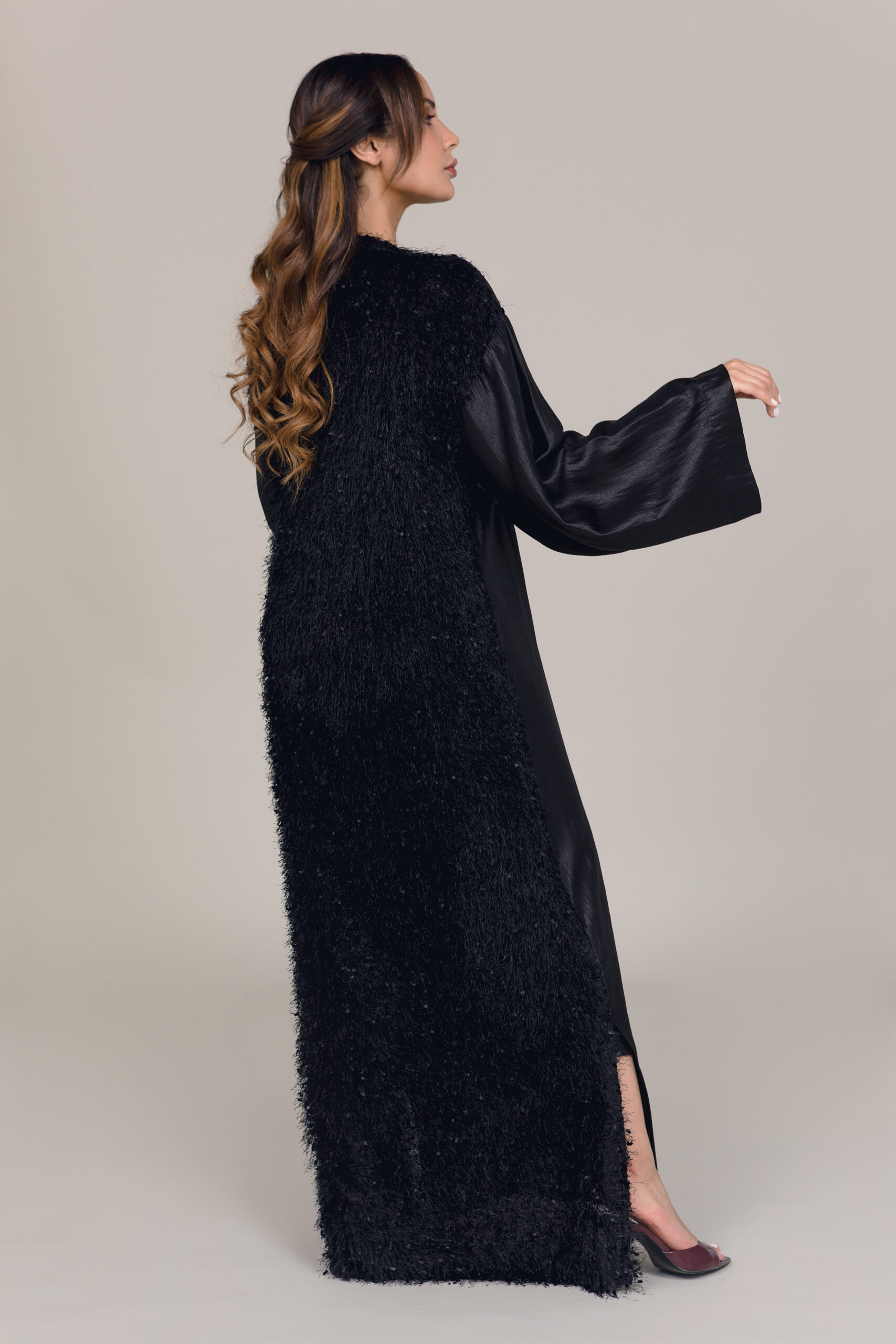 BLACK PLUME ABAYA