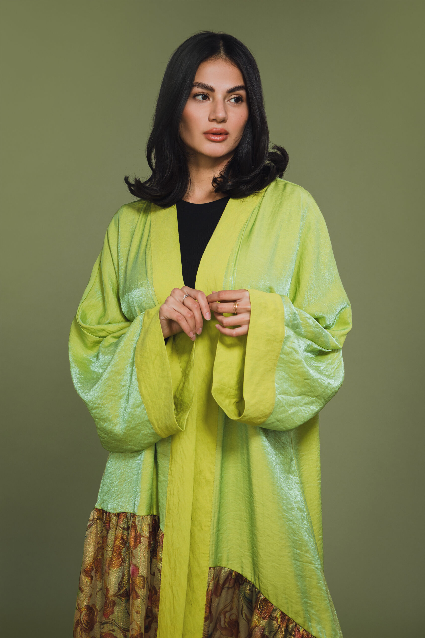 ABAYA GREEN LIME ORGANZA