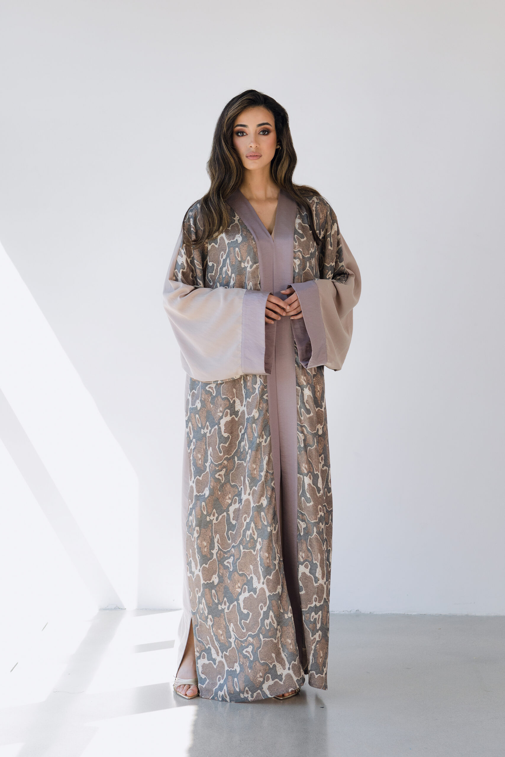 ABAYA SEA SUN