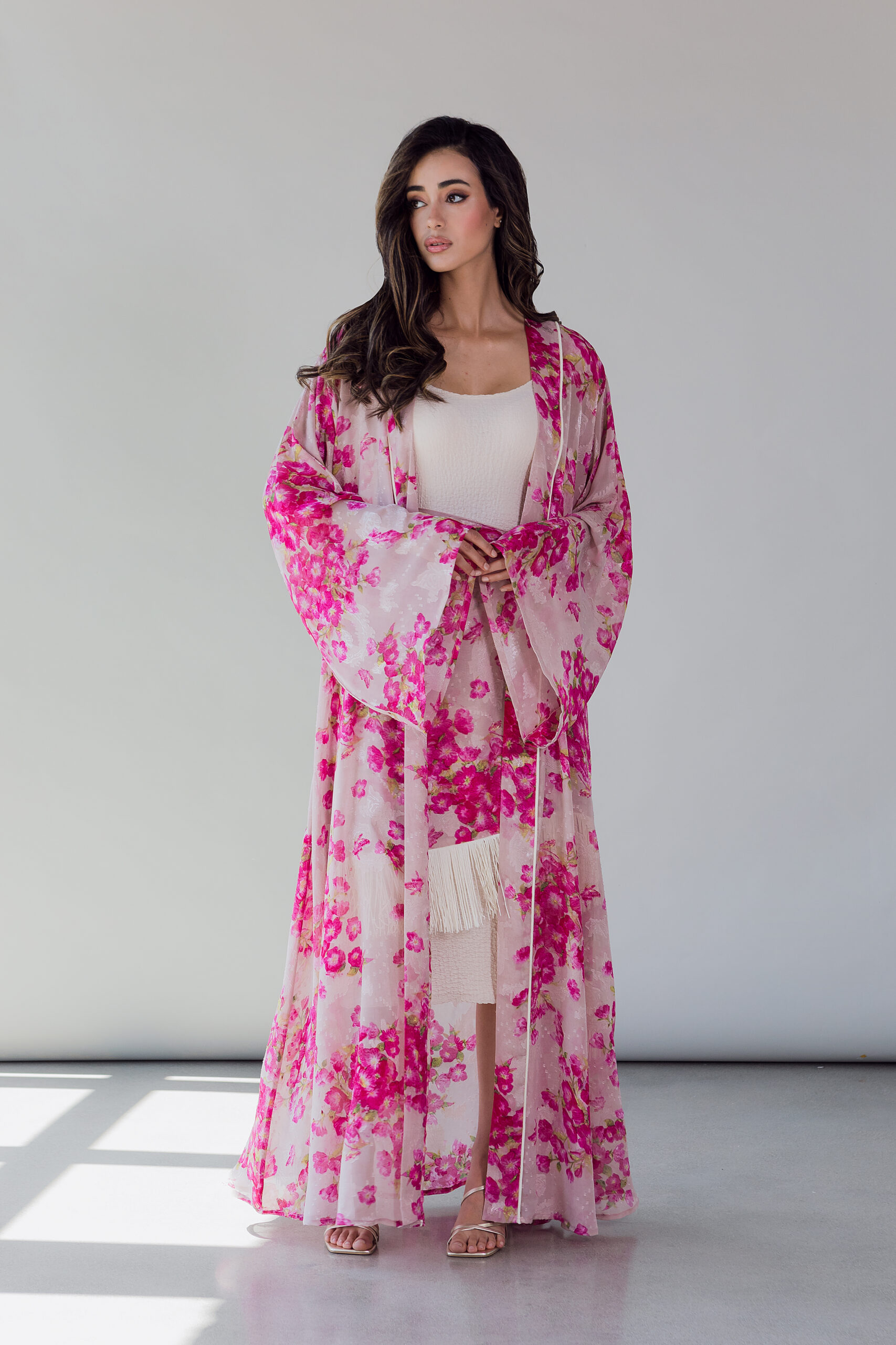 ABAYA FRINGE PINK FLOWERS