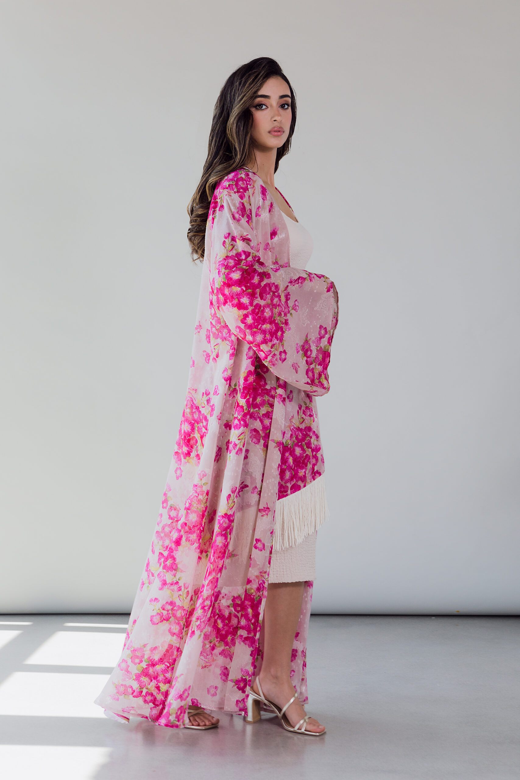 ABAYA FRINGE PINK FLOWERS