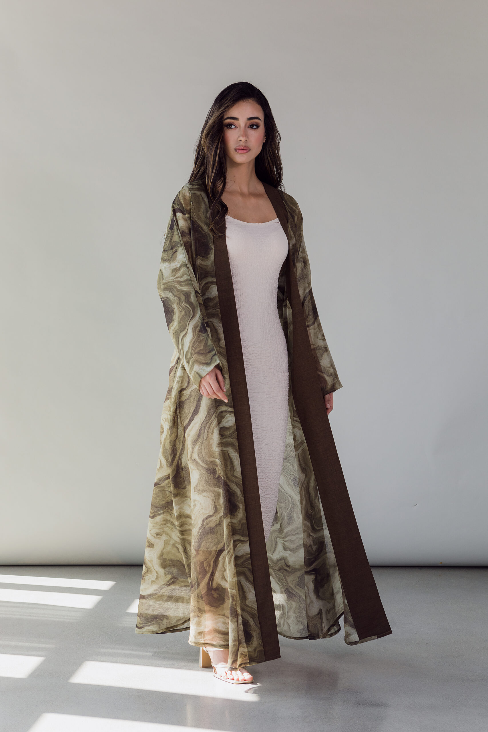 ABAYA ORGANZA KAKI
