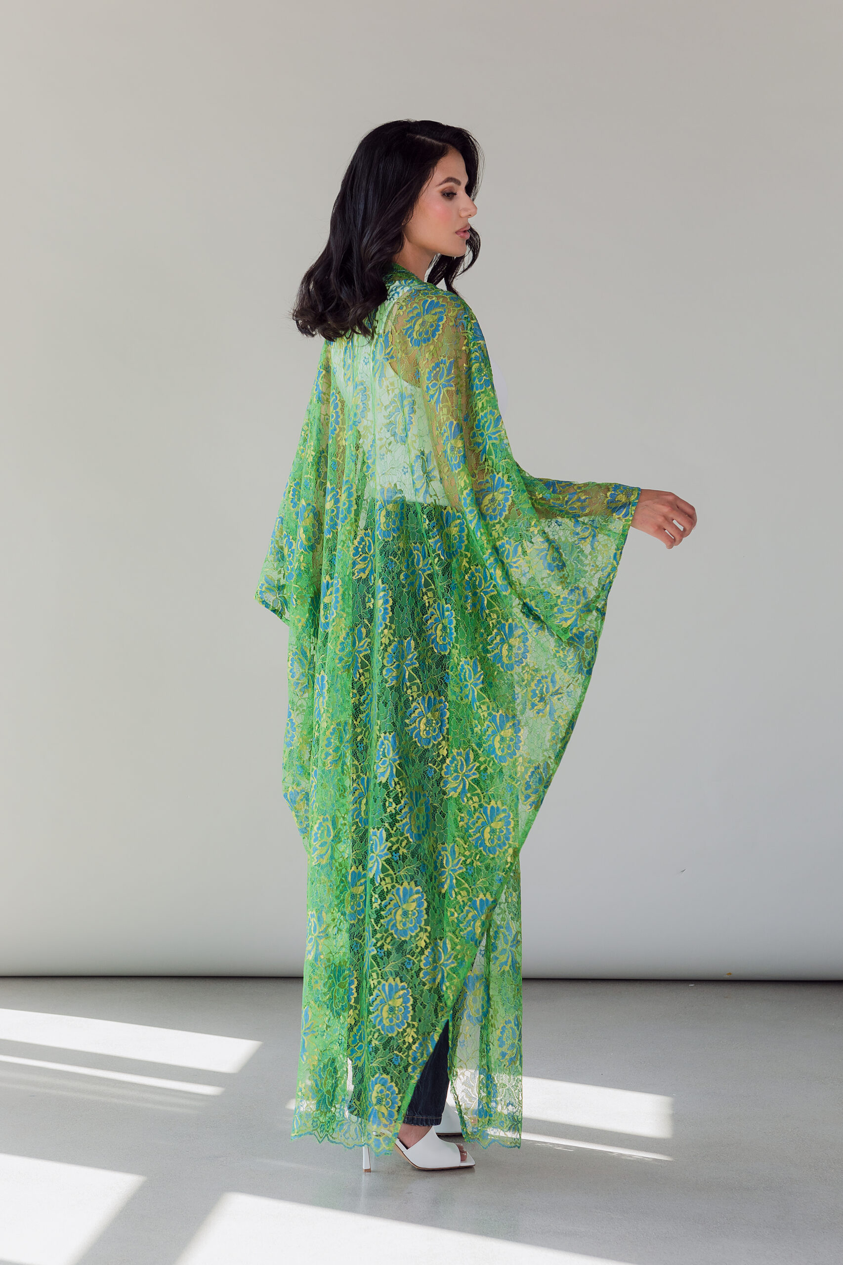 ABAYA SUMMER DENTELLE FLEURS
