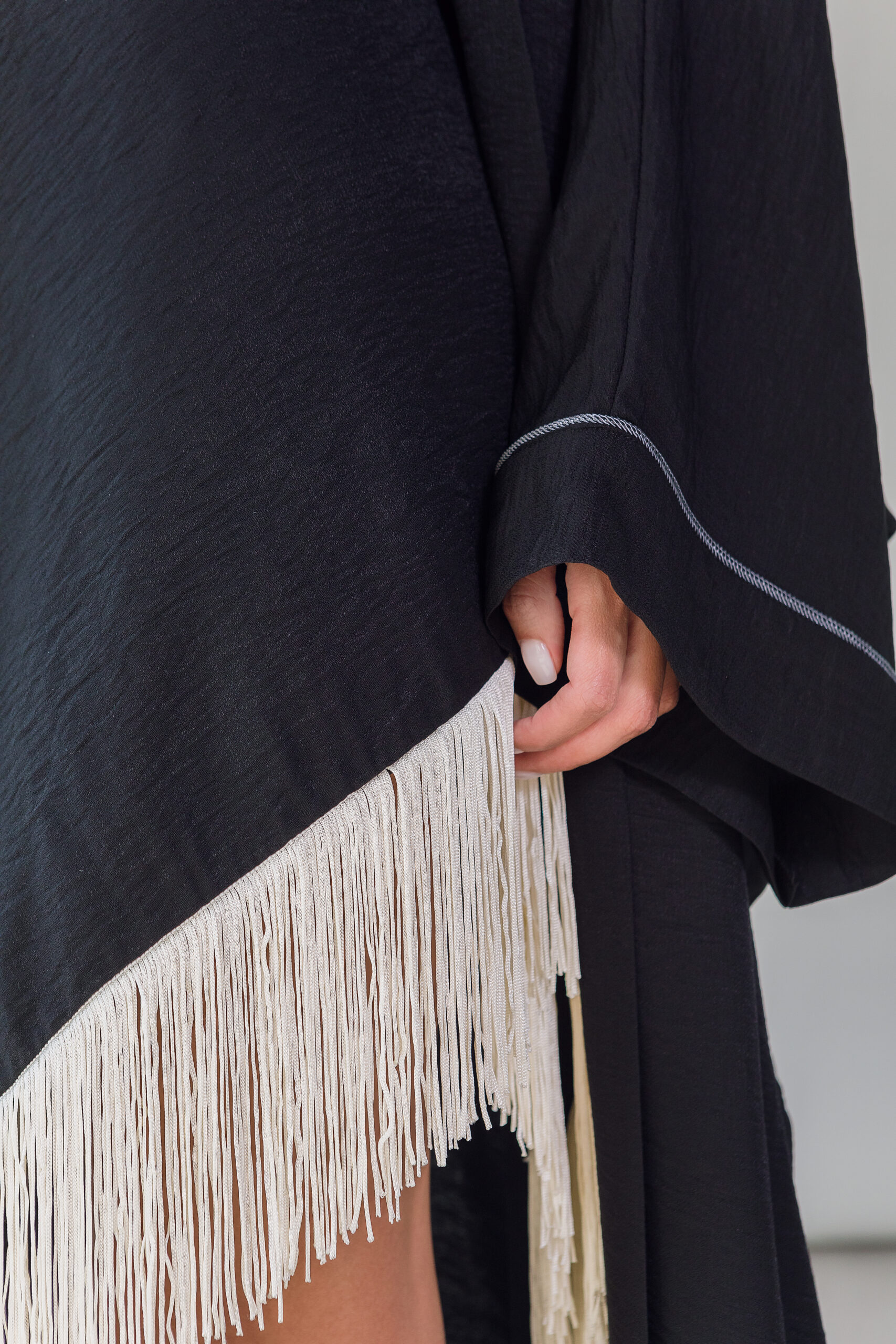 ABAYA FRINGE BEACHWEAR CAPRI – Image 5