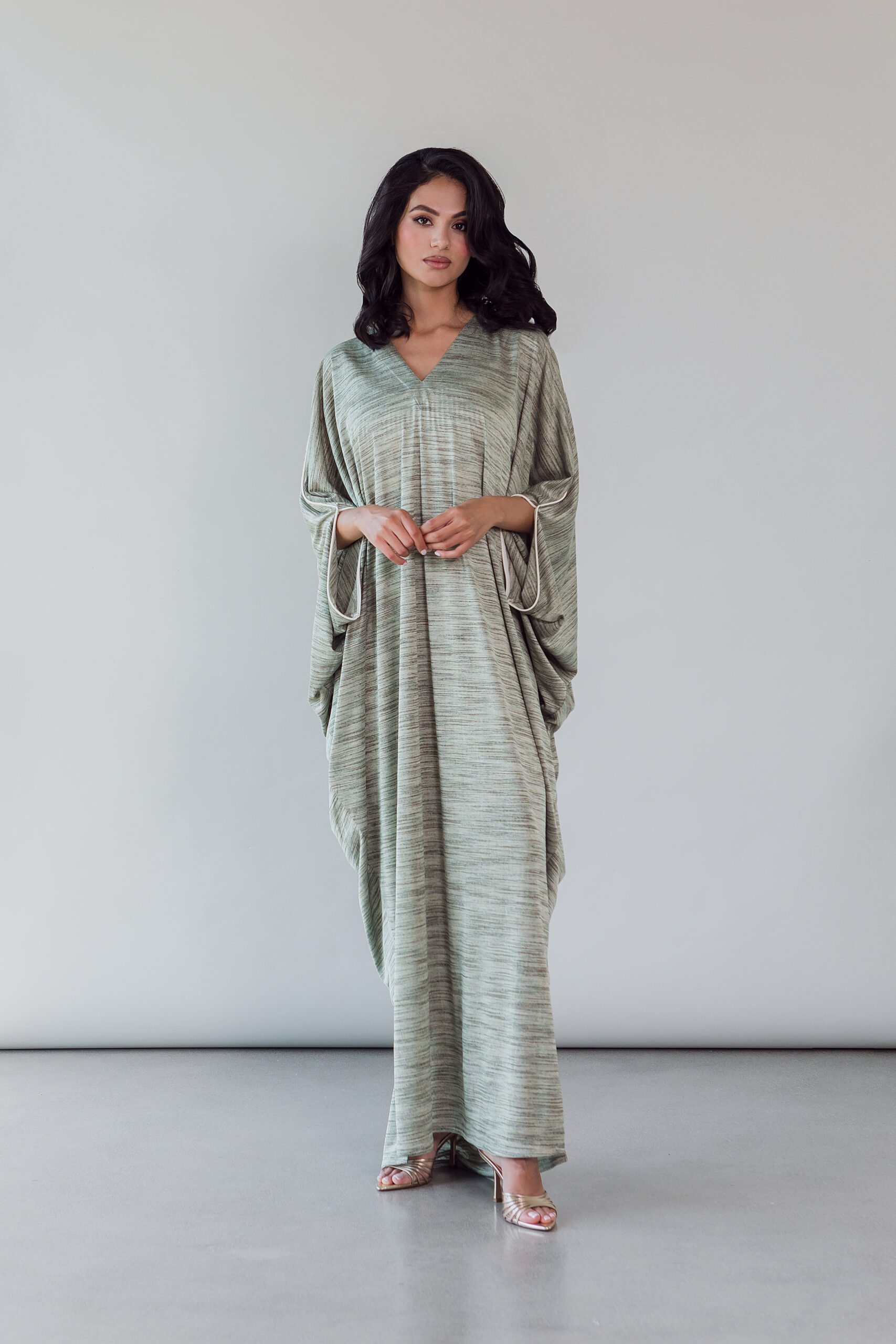 ABAYA GREEN LIGHT