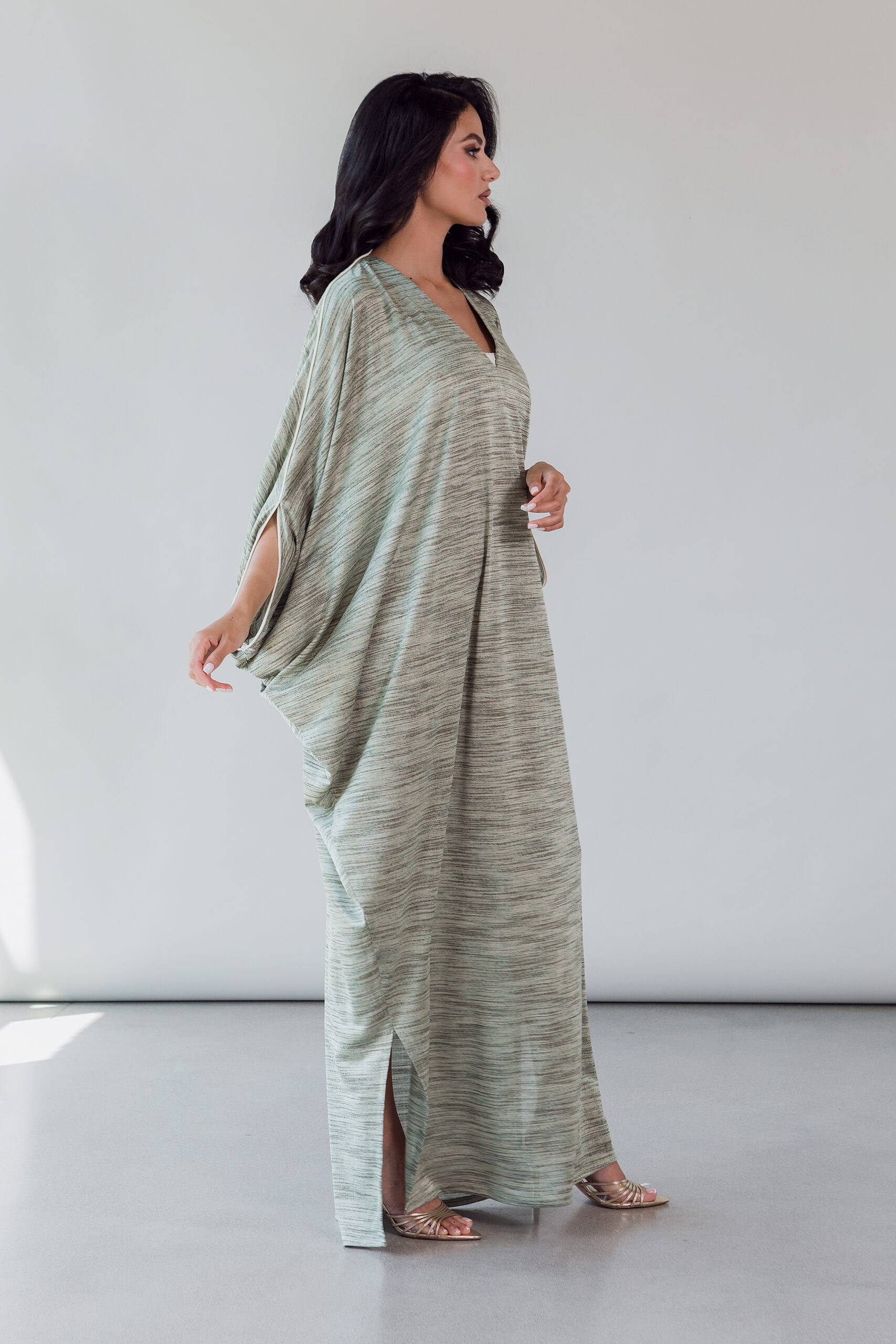 ABAYA GREEN LIGHT – Image 3
